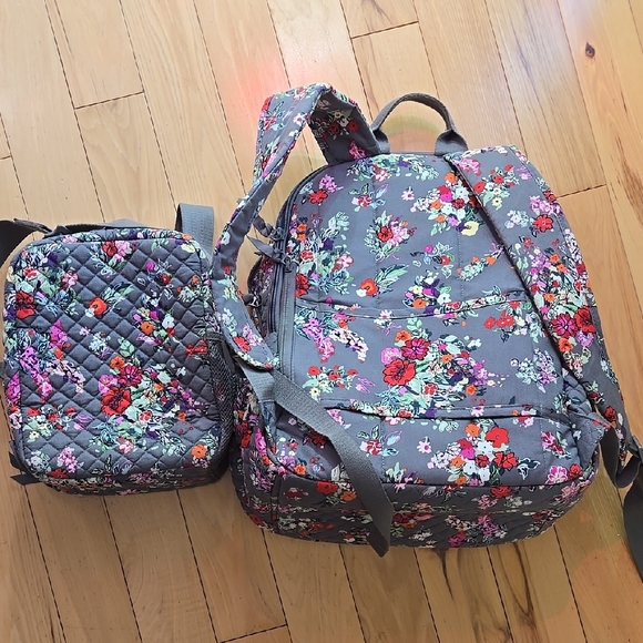 Floral Quilted Backpack and Lunch Bag Set - Picture 2 of 4